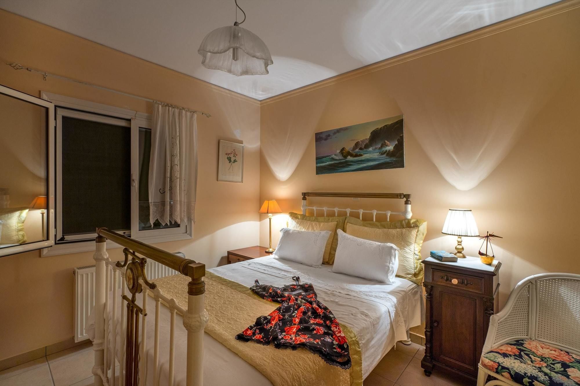 Maria'S Seaside Villa - House With 3 Rooms In Marathon, With Wonderful Exterior photo