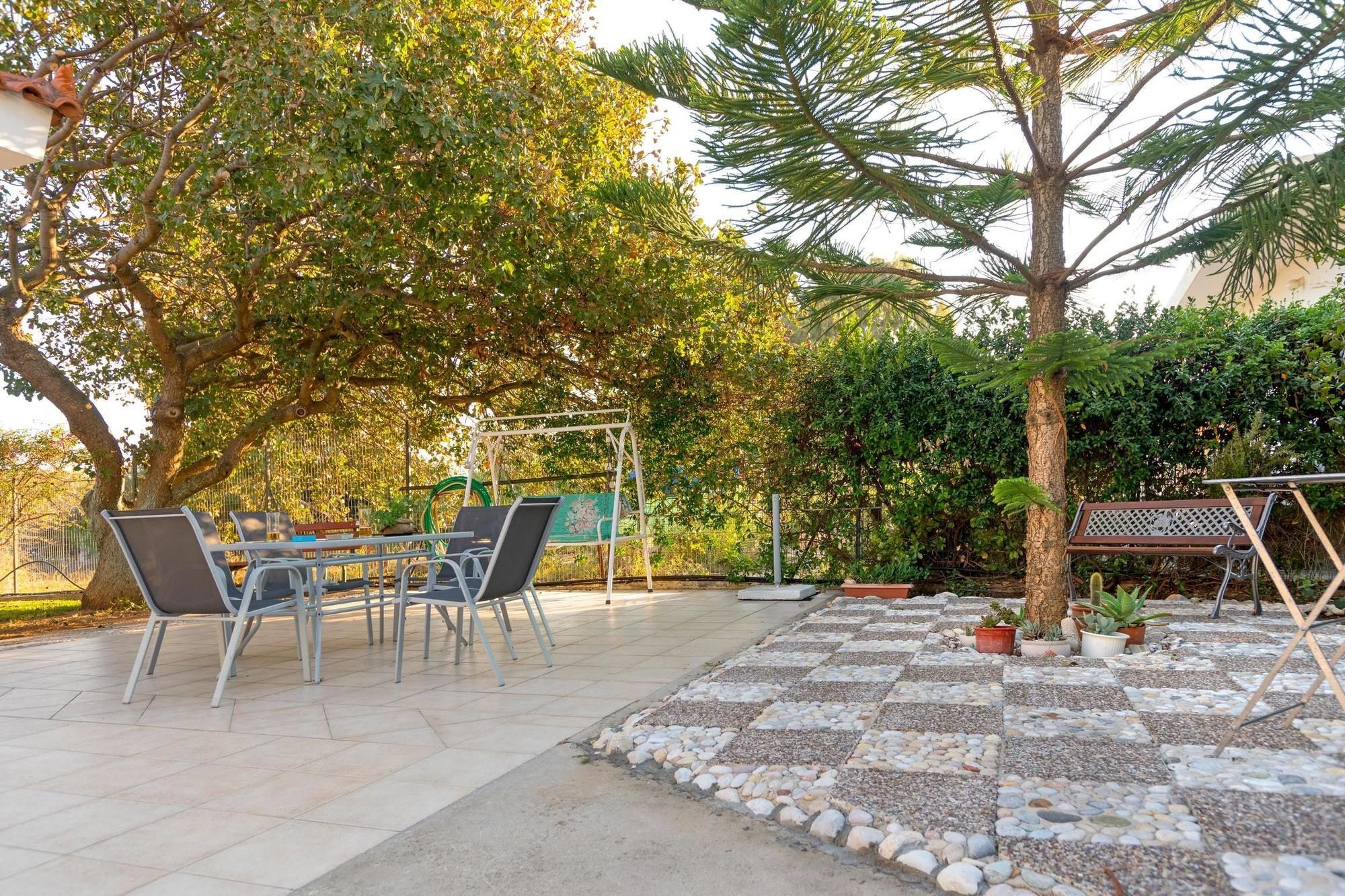 Maria'S Seaside Villa - House With 3 Rooms In Marathon, With Wonderful Exterior photo